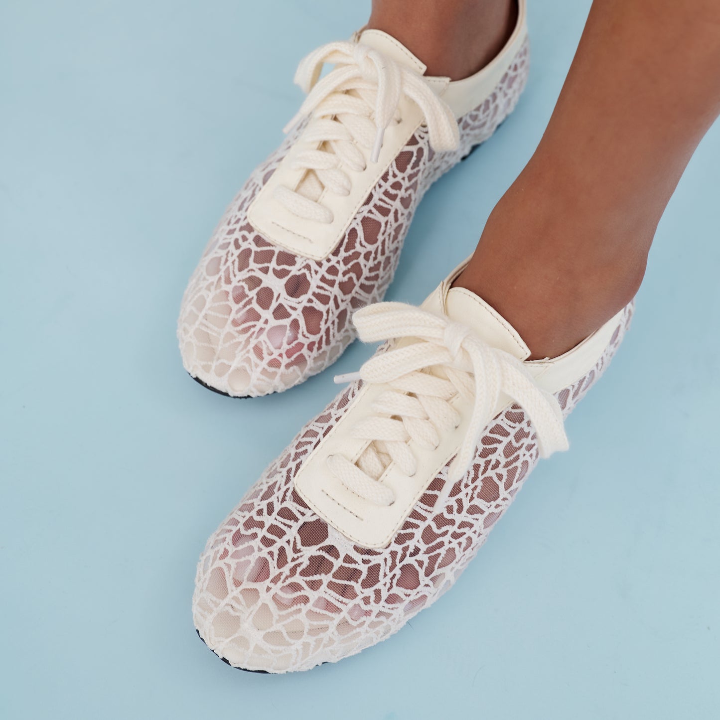 VITTORIA CURITI (PRE ORDER)